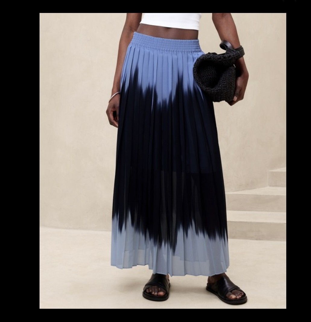 匿/ゆうパケット送込【未使用 タグ付き】プリーツスカート　紺/青　サイズ