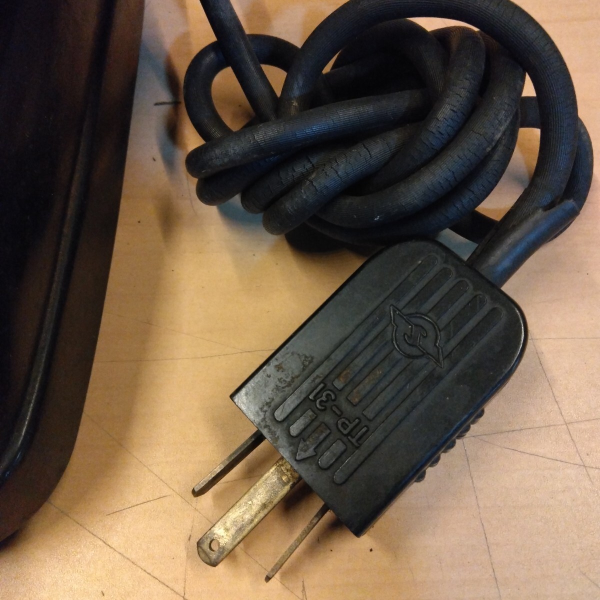 4号自動式 卓上電話機 日本電信電話公社 黒電話 電話機 昭和 4号自動式 卓上電話機 日本電信電話公社 黒電話 電話機 昭和