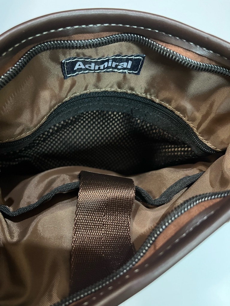 【新品・特価】アドミラル Admiral レザー コンパクトショルダーバッグ 01-06_画像3
