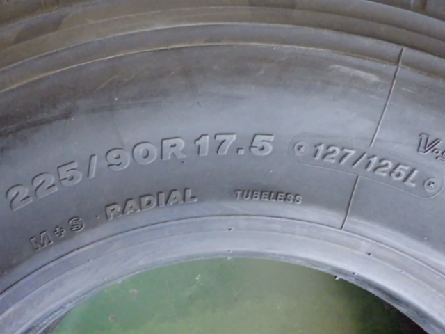 BS　M800　225/90R17.5　127/125L　極上バリ山5本価格　Q-03　福岡　★引き取り大歓迎★人気のBS★即決サービス品★早い者勝ち★