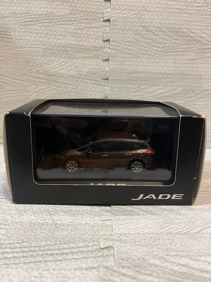 VW マゴタン MAGOTAN パサート 1/18 ミニカー 黒 フォルクスワーゲン