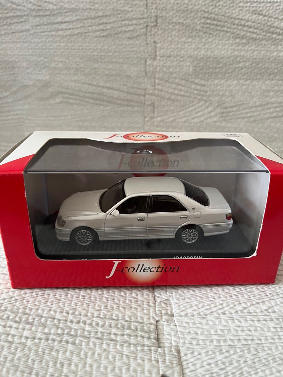 1/43 トヨタ クラウン アスリートⅤ ミニカー パールホワイト　京商
