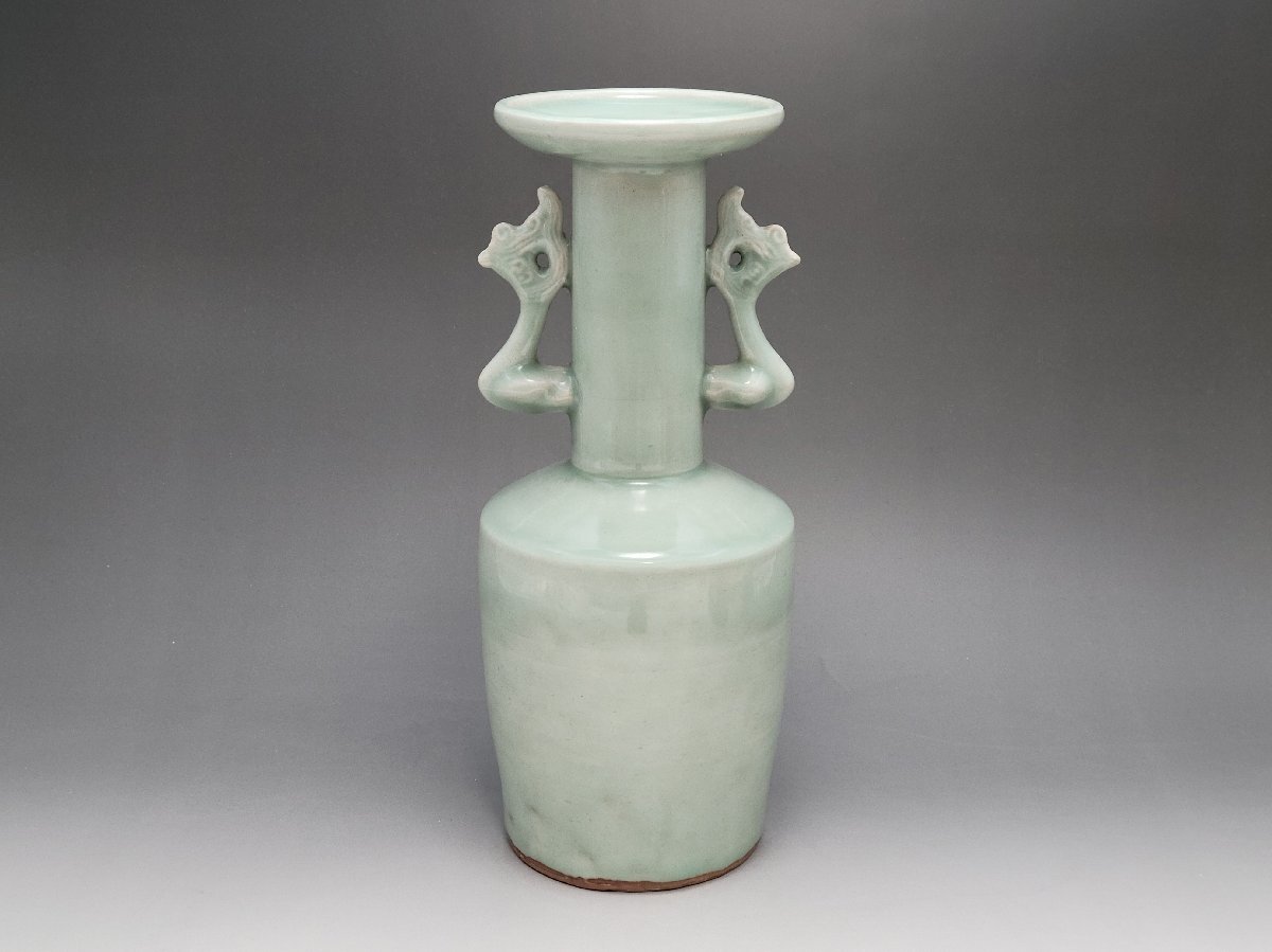 中国古美術 龍泉窯 青磁葡萄紋茶碗 茶道具 古玩 骨董 美術品 中国古美術 龍泉窯 青磁葡萄紋茶碗 茶道具 古玩 骨董 美術品