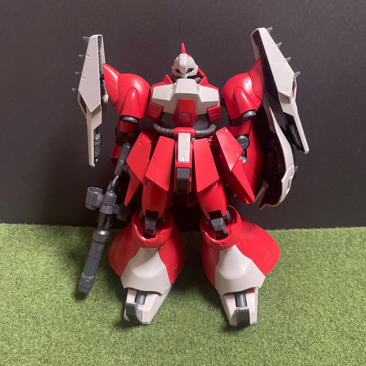 バンダイ プラモデル　RE 1／100 ヤクトドーガ　組立済　ジャンク品 ガンプラ MG