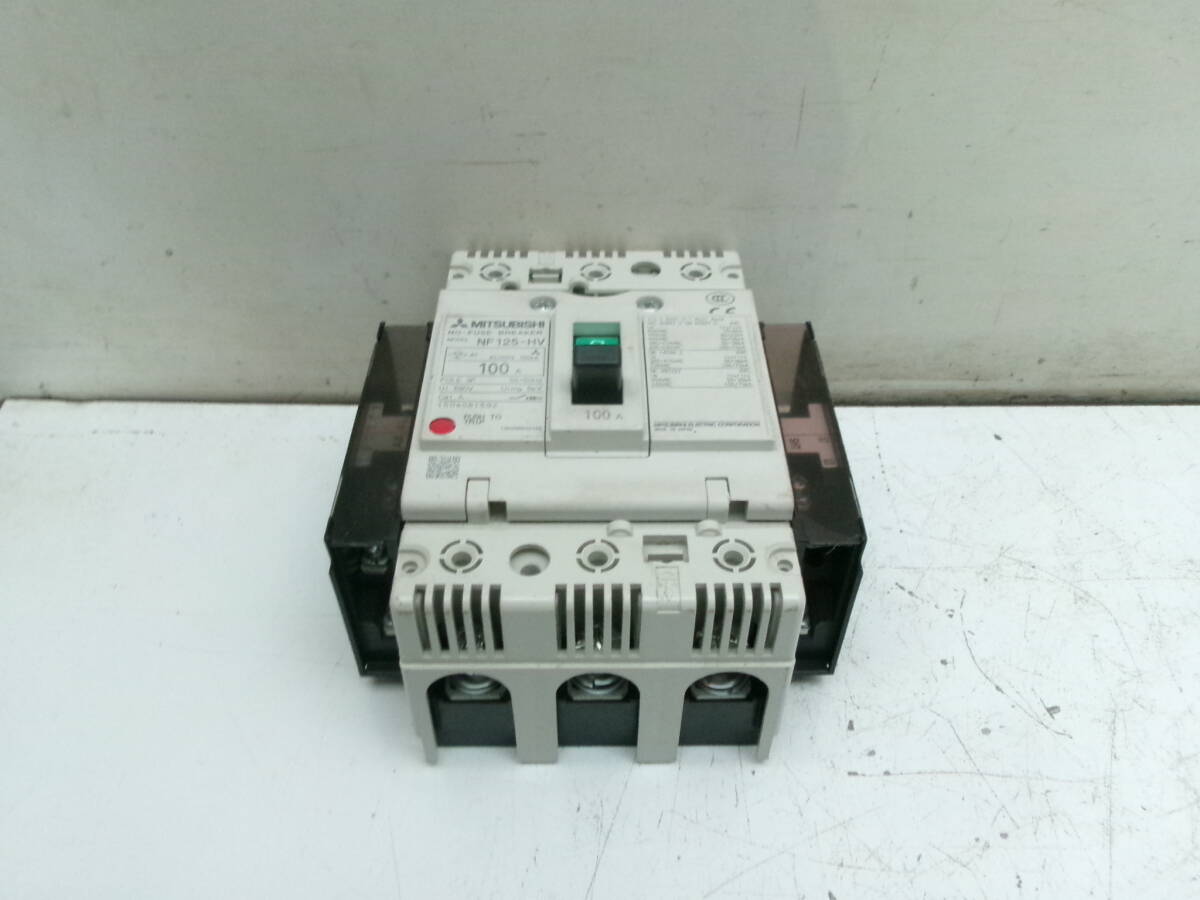 三菱　ノーヒューズ遮断器　ブレーカー　NF125-HV　AC200V　3P　100A