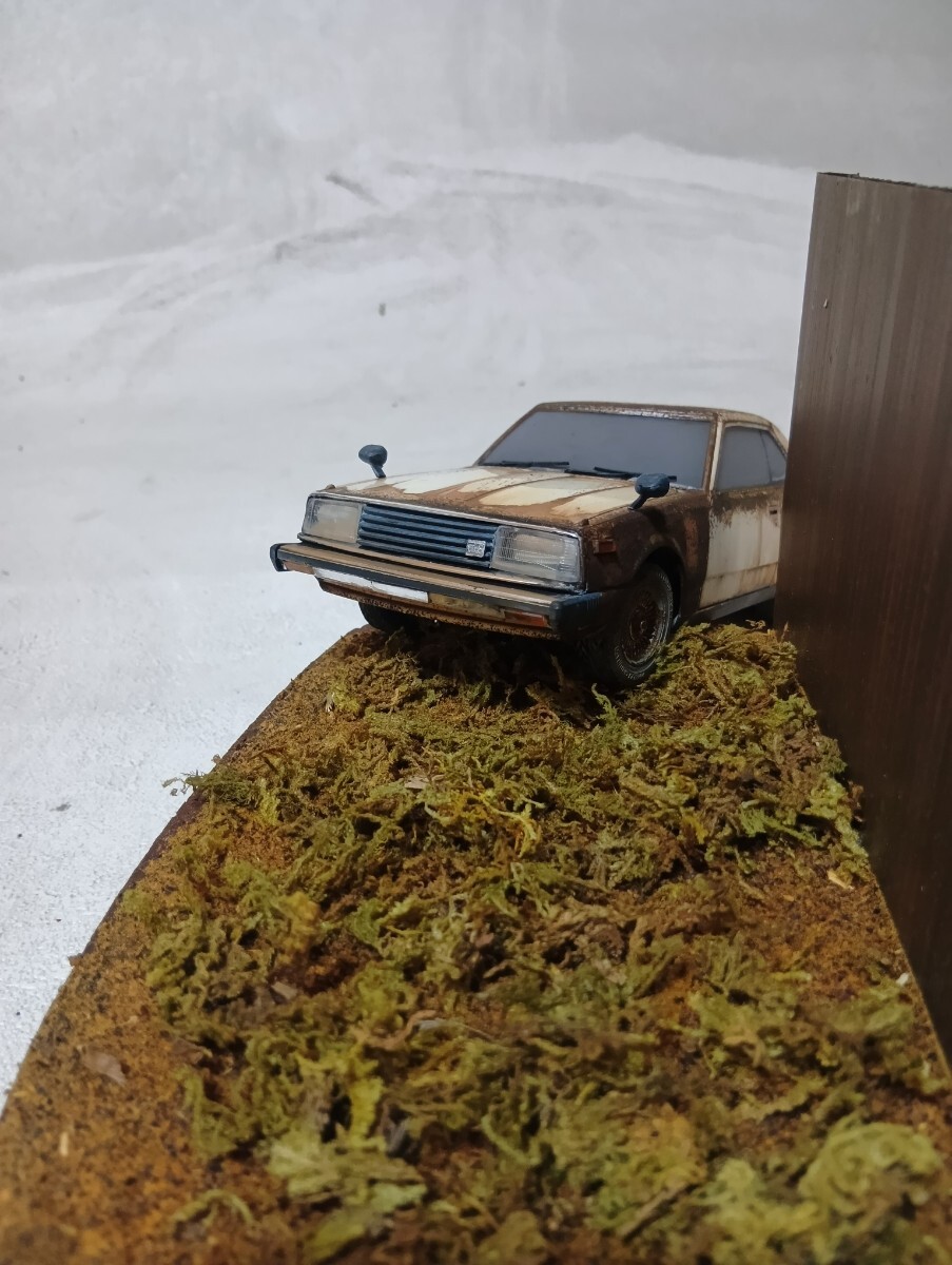スカイラインジャパン1/24完成品　 ケース付　 ニッサン 自作ジオラマ完成品 昭和レトロな風景 旧車 NISSAN スカイライン