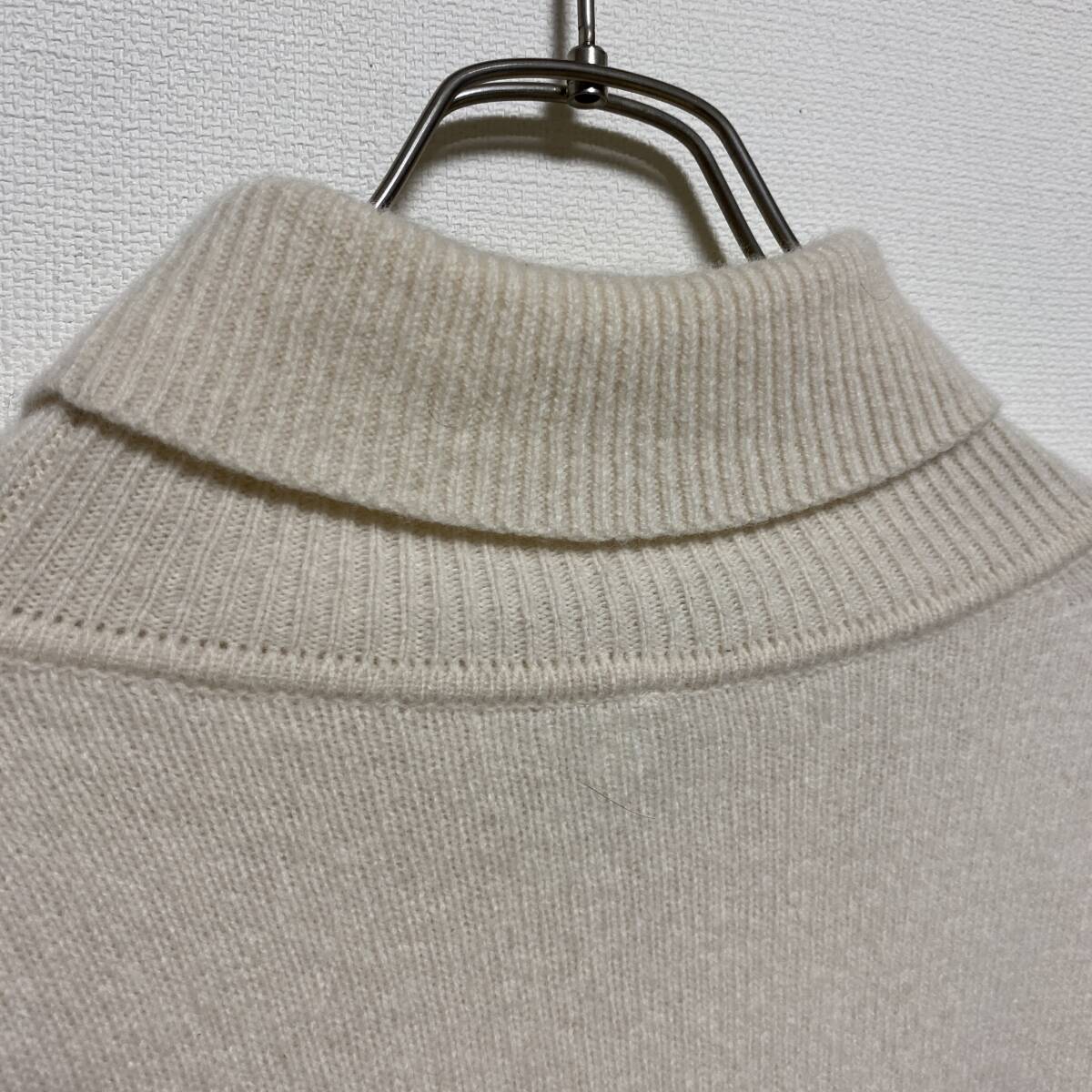 UNIQLO ユニクロ プレミアムラムタートルネックセーター ニット UNIQLO ユニクロ プレミアムラムタートルネックセーター ニット