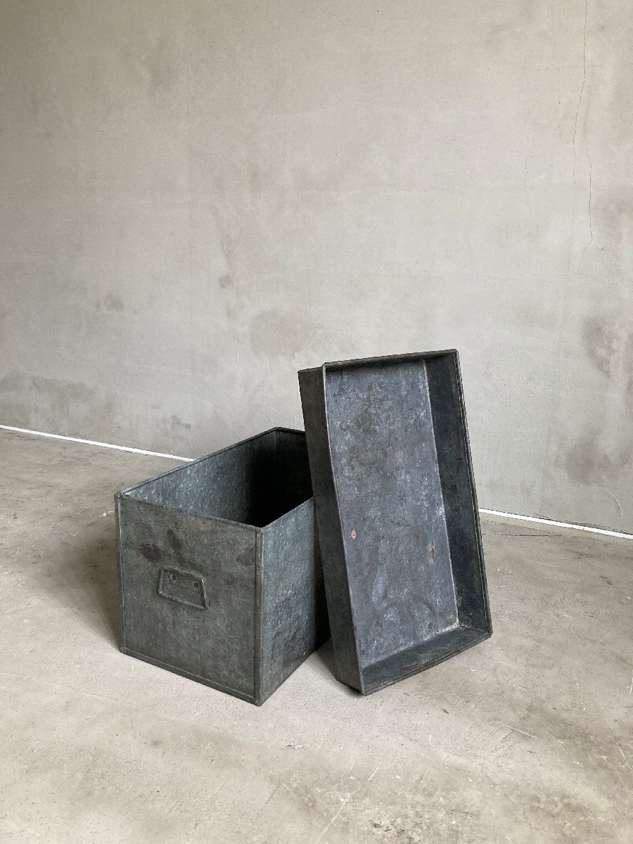 【きれいめファッション51選】上品さと清潔感をキープし SALE 現地蒐集 フランスアンティーク ヴィンテージメタル 西洋