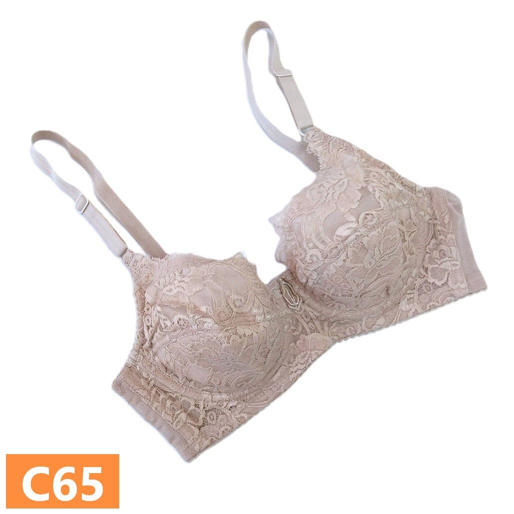 未使用　ブラシエール　ブラジャー C65　ベージュ　BRASSIELE　♪st2025　補整下着　補正下着　日本製　小さいサイズ