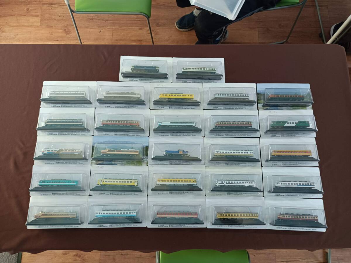 QAZ13826★アシェット　国産鉄道コレクション　Nゲージ　約25両　まとめて　ディーゼル機関車　ほか　鉄道模型