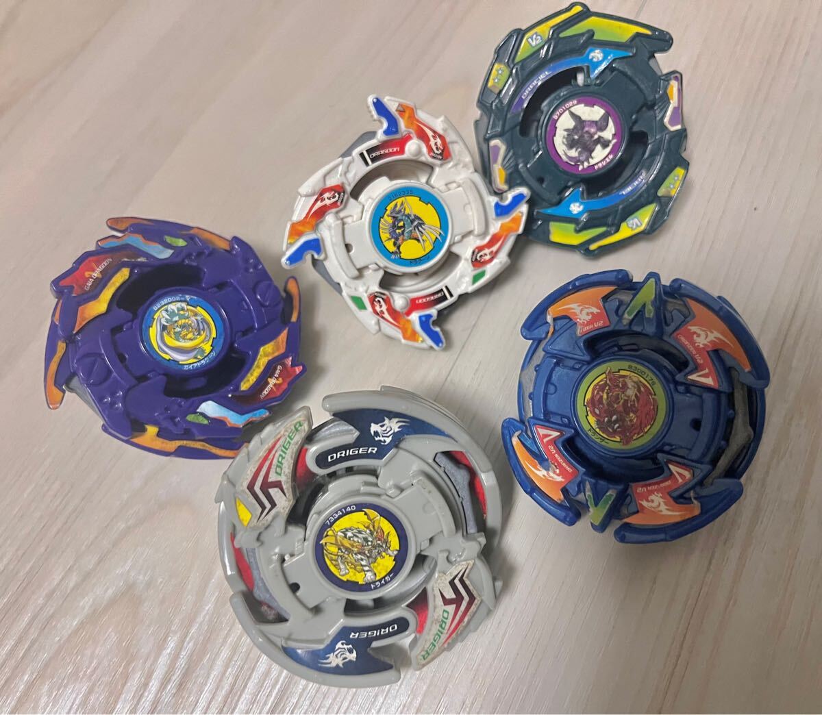  4 ..V2 серии . вращение Shute Bay Blade dragoon V2 Dranzer V2 Draciel V2 Driger V2 внутренний стандартный товар beyblade ⑤