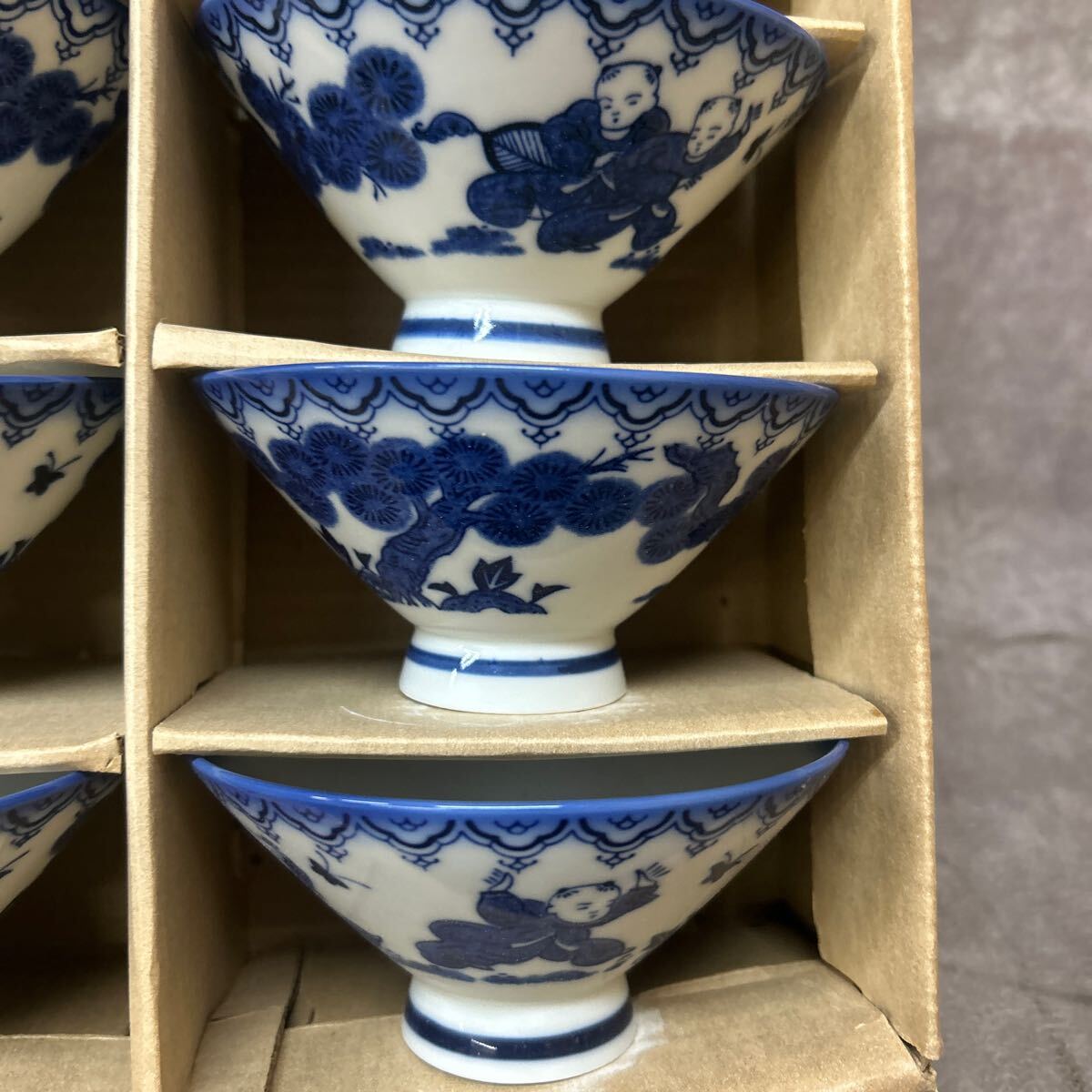 未使用 保管品 お茶碗 10点 唐子中平 唐子柄 平茶碗 直径約12cm 民宿 ご飯茶碗 飯碗 店舗 お店 飲食店_画像5