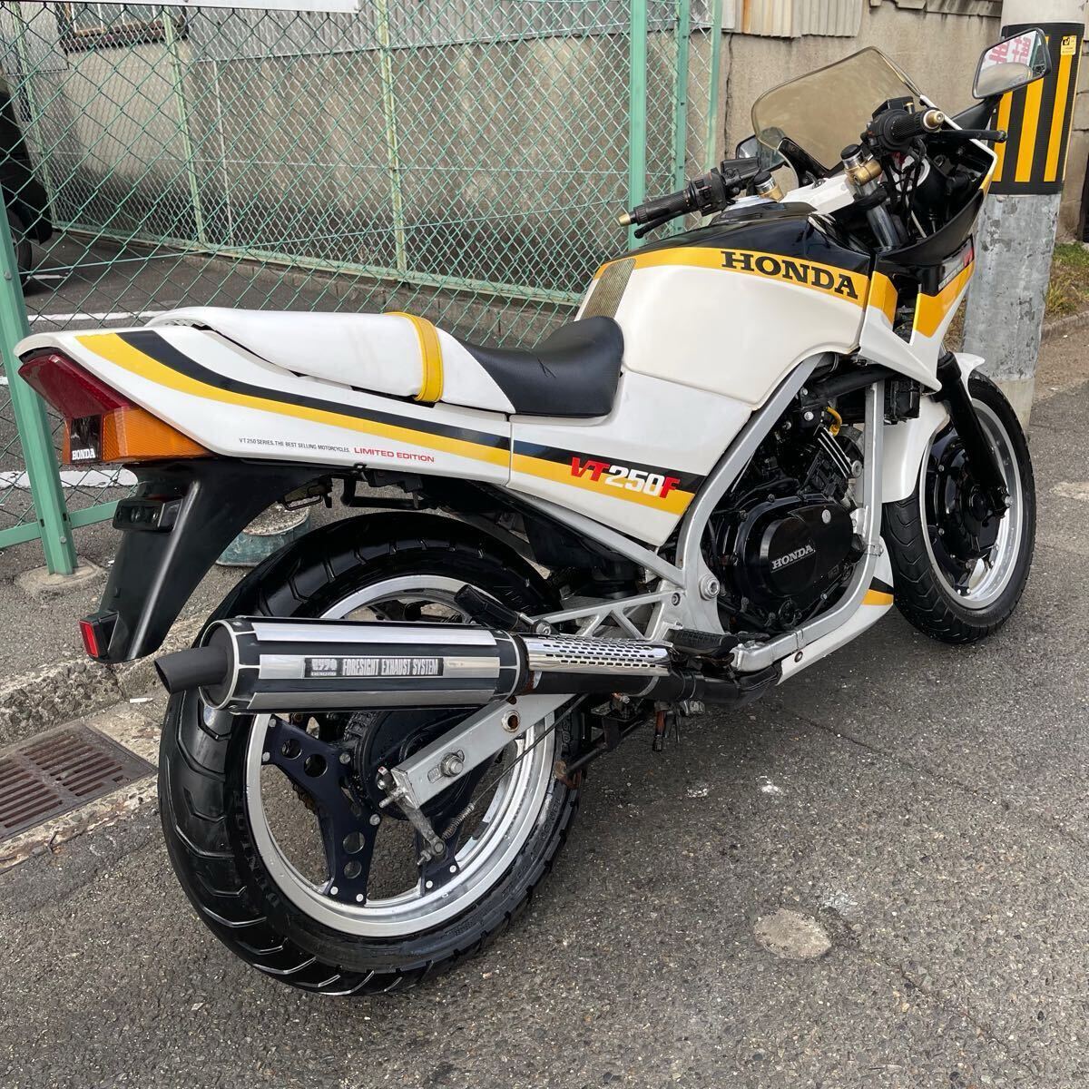 ホンダ VT250 MC08 モリワキフォーサイトマフラー 1985年特別 ホンダ VT250 MC08 モリワキフォーサイトマフラー 1985年特別