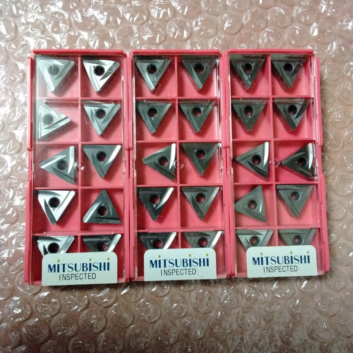 三菱 超硬 3箱30個 TNGG160408L HTi10 MITSUBISHI TNGG 332 L スローアウェイ チップ インサート 新品 未使用品