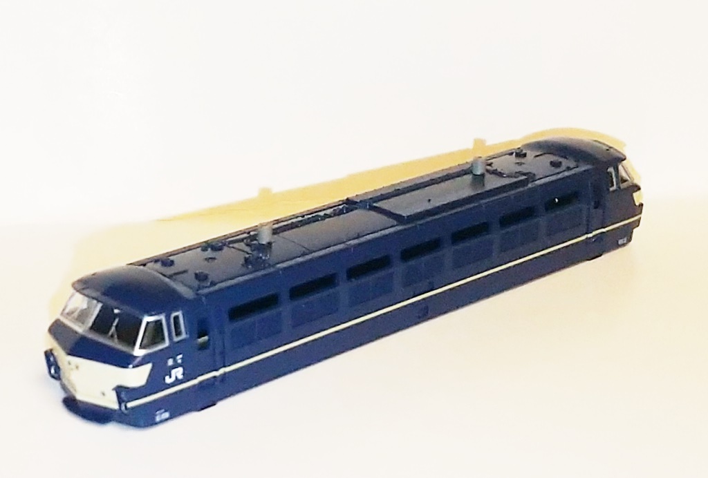 富士はやぶさ ＥＦ66 ボディ+運転台窓+避雷器のみ