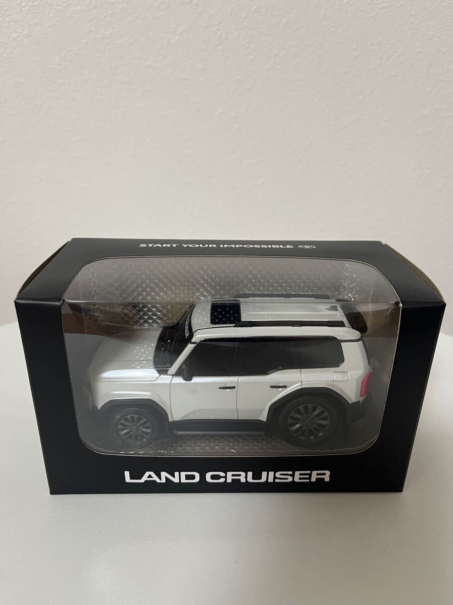 【送料無料】プルバック　ランドクルーザー250 ミニカー　TOYOTA　ランクル　ホワイト　非売品