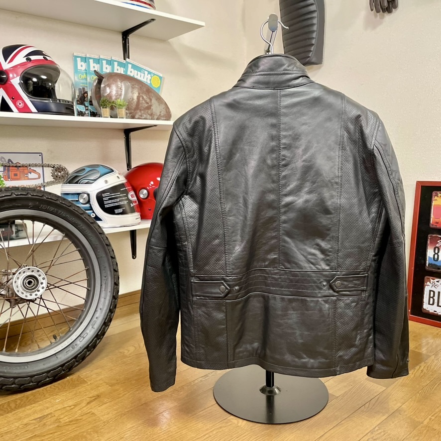  не использовался *BLACK CAFE LONDON черный Cafe London перфорирование кожаный жакет черный /52(XL соответствует ) Single Rider's 