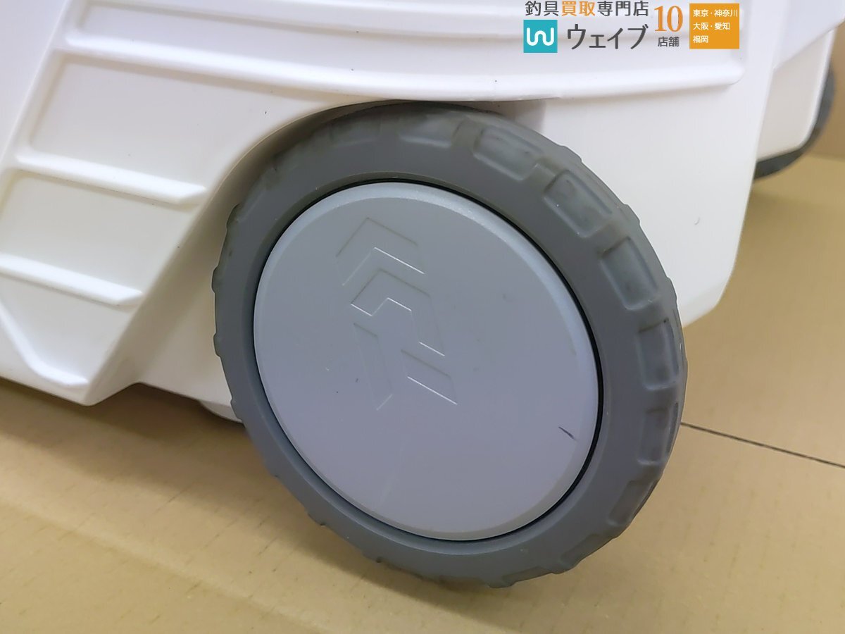 杉並店頭渡しor佐川着払発送】ダイワ トランクマスター HD II SU 杉並店頭渡しor佐川着払発送】ダイワ トランクマスター HD II SU