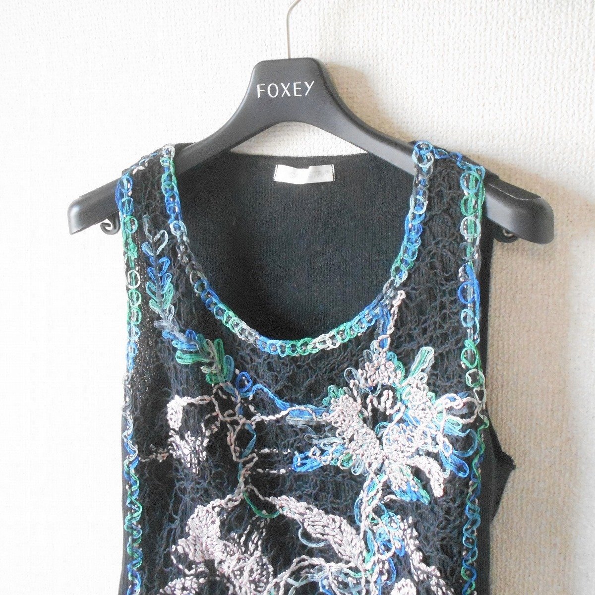 コーザノストラ COSA-NOSTRA トップス ノースリーブ ニット ベスト レディース 42 日本製 春 夏_画像3