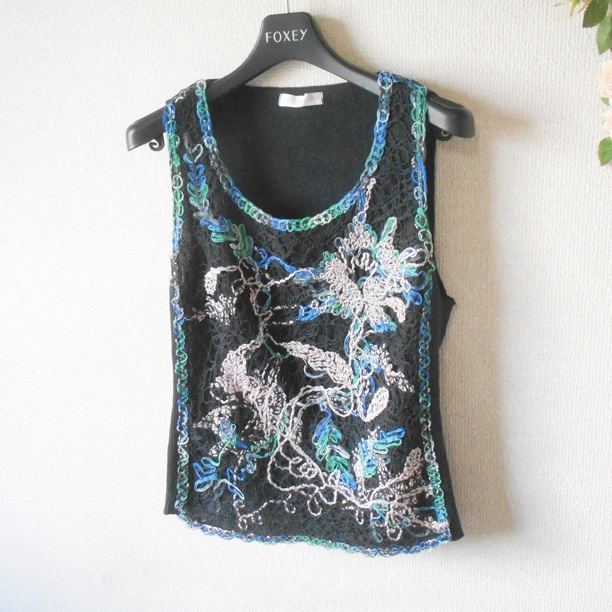 コーザノストラ COSA-NOSTRA トップス ノースリーブ ニット ベスト レディース 42 日本製 春 夏_画像4