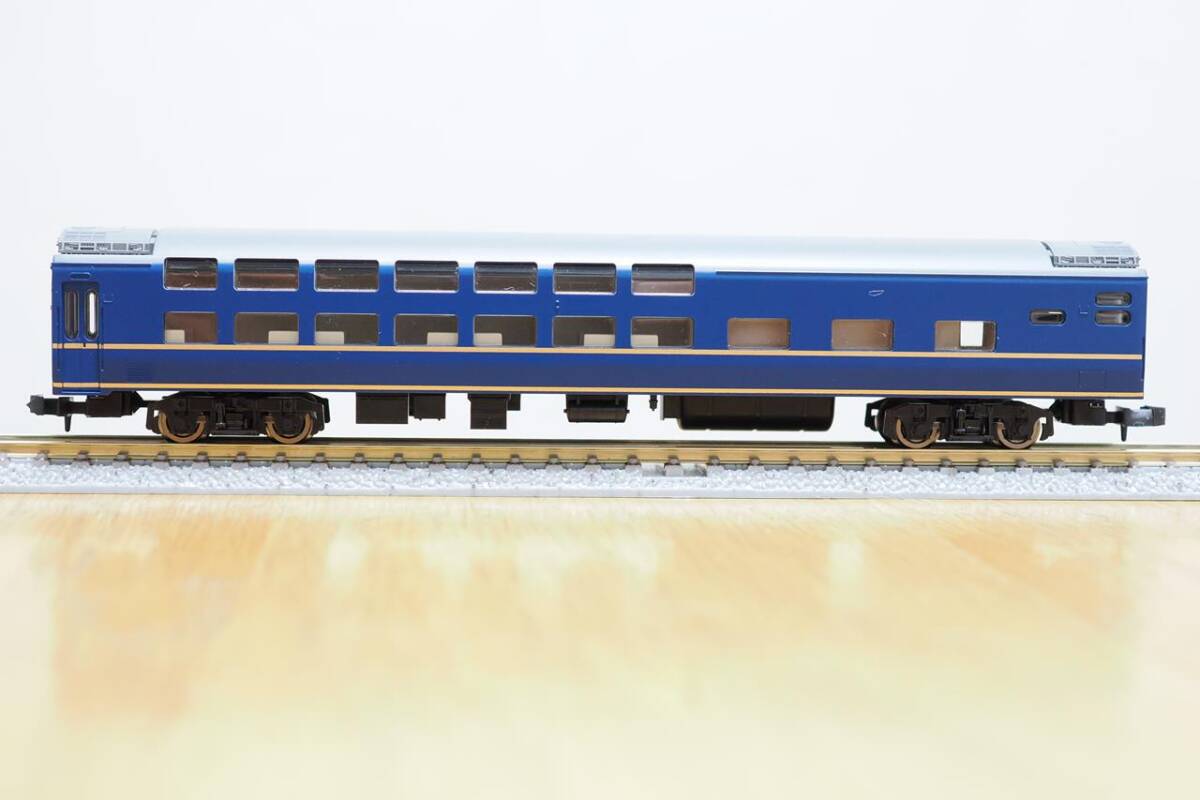 TOMIX オハネ14-300 BMTN対応床板 クーラー別パーツ