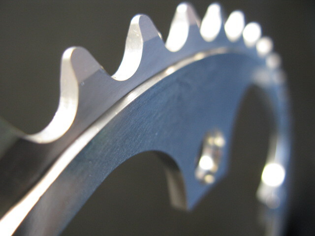 ピスト?競輪/NJS認(rèn)定shimano【DURA-ACE】大ギア厚歯49T/PCD:144mm舊型未使用品に近い狀態(tài)品VG