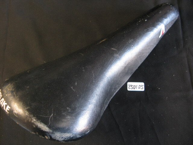 ピスト・競輪/NJS認定Ariake【JaguarⅡ】サドルW44貴重中古品 ピスト・競輪/NJS認定Ariake【JaguarⅡ】サドルW44貴重中古品