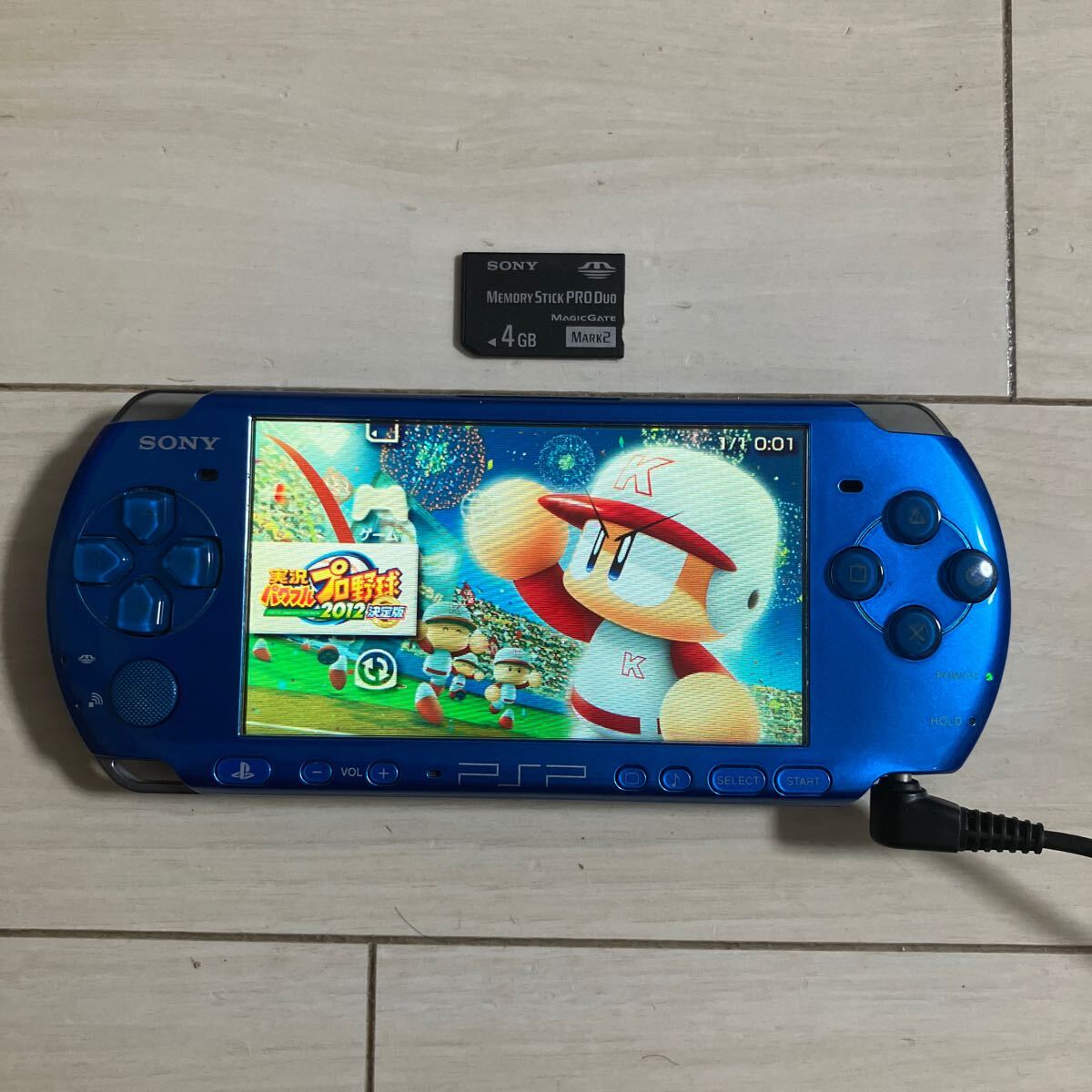 SONY PSP 本体 PSP-3000 純正 メモリーカード 4GB 付き 動作品 ソニー プレイステーション ポータブル PlayStation プレステ 送料無料