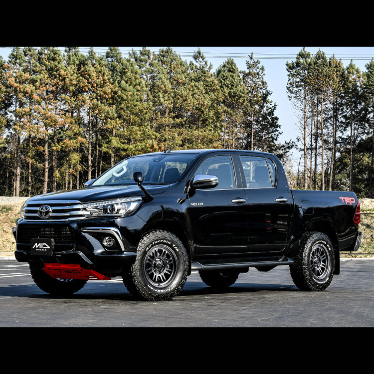 4本セット ナイトロパワー M16アサルト 15x6.0J 6/139.7 +33 STC MUDSTAR マッドスター ラジアル M/T 195/80R15 ホワイトレター ハイエース