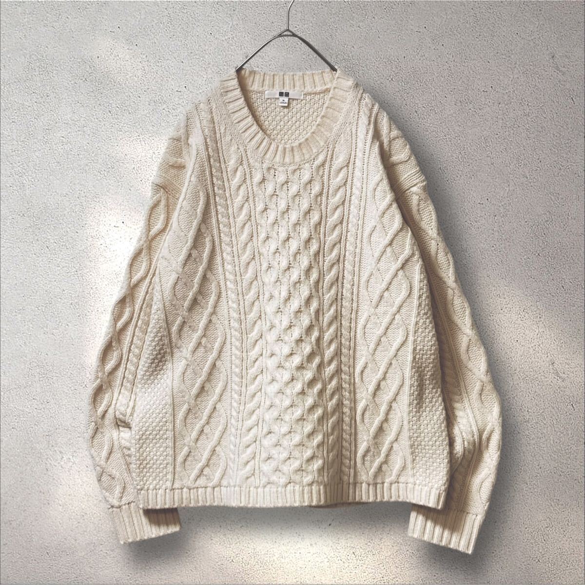 1571 ★美品★ UNIQLO ユニクロ ケーブル クルーネックセーター XL 長袖ニット アイボリー プルオーバー 秋冬 トップス ケーブルニット