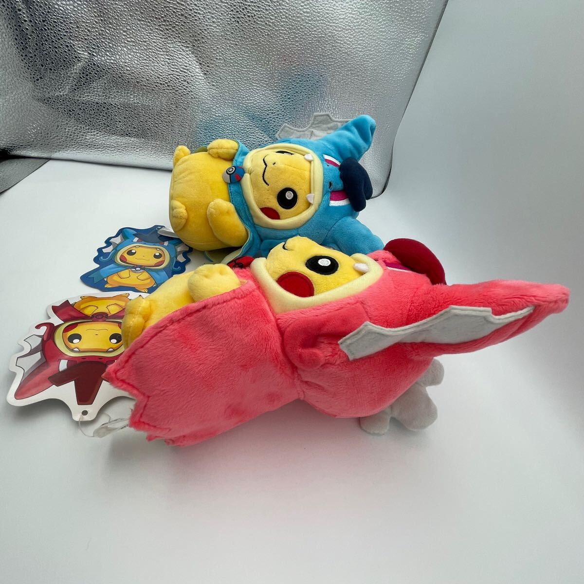 ポケモンセンター限定 ギャラドスごっこ ピカチュウ 赤い ポケモンセンター限定 ギャラドスごっこ ピカチュウ 赤い