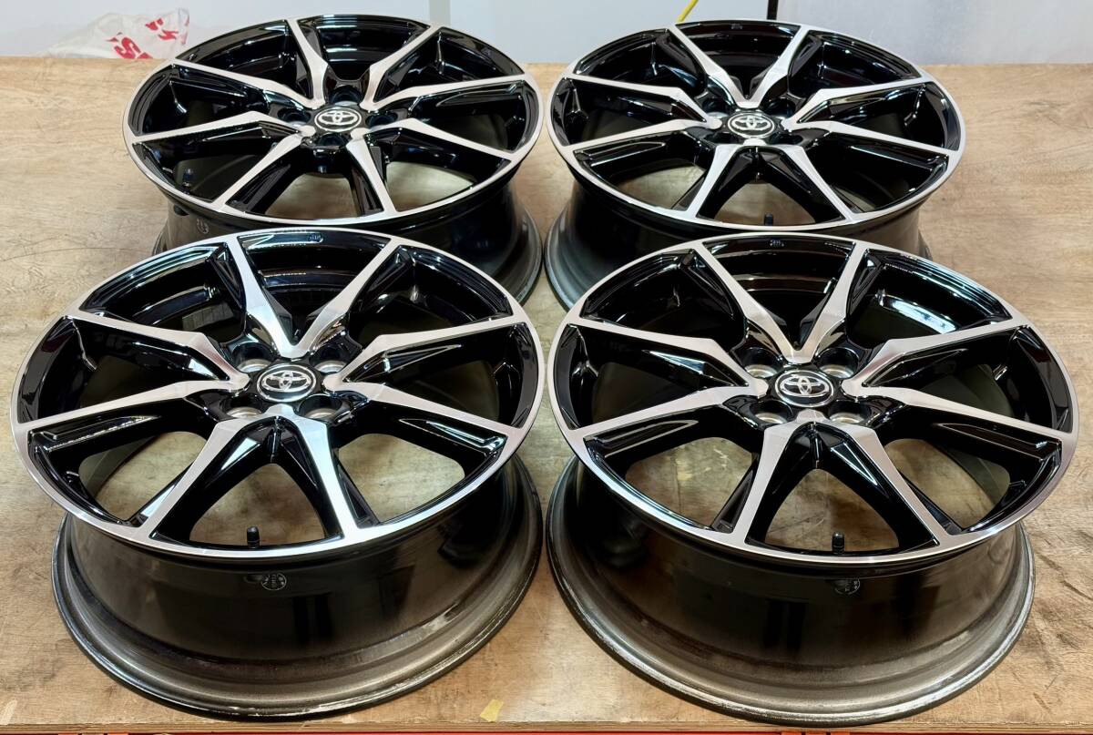 美品・中古】トヨタ 純正 MXPK11 アクア GR スポーツ 専用アルミ 美品・中古】トヨタ 純正 MXPK11 アクア GR スポーツ 専用アルミ