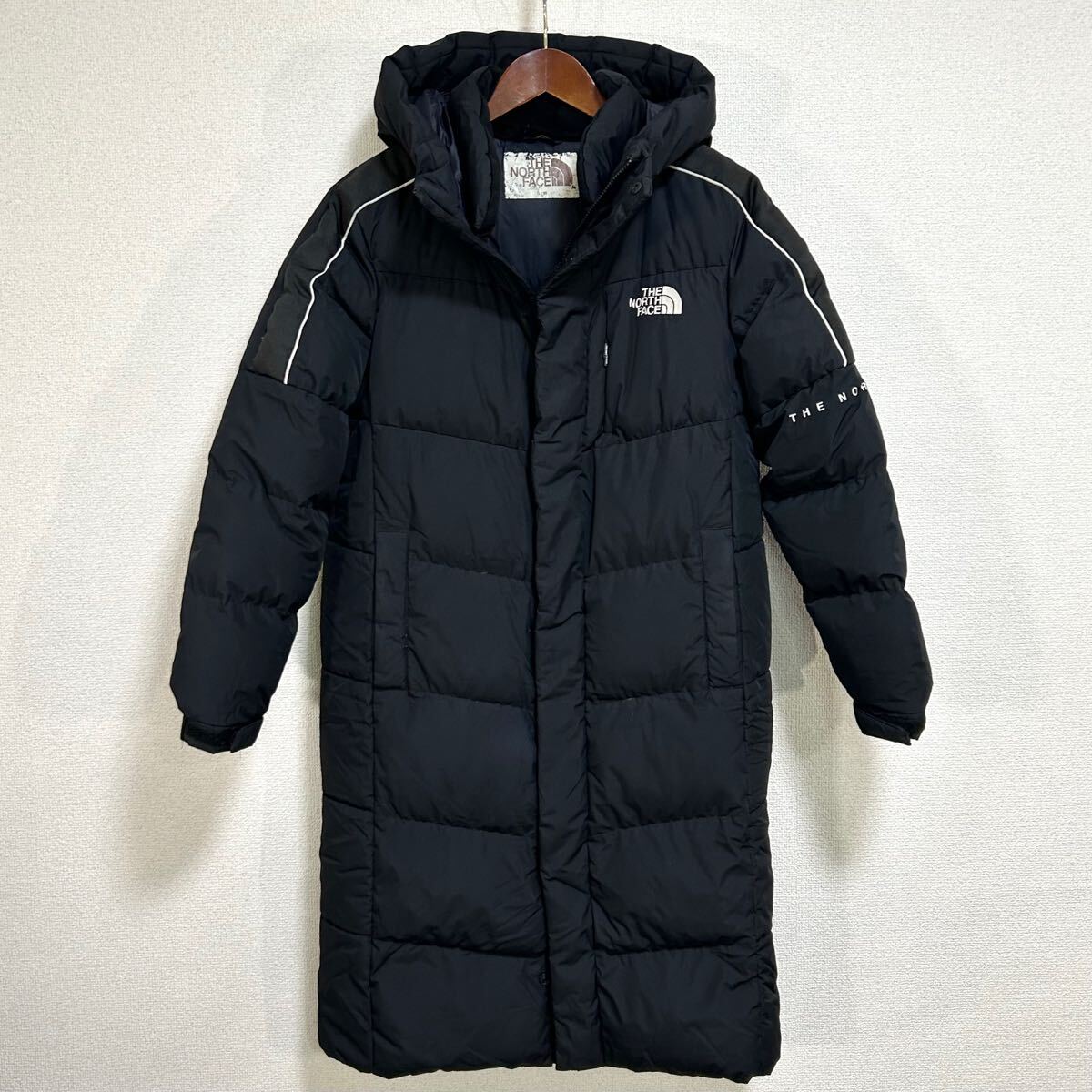 美品人気 ノースフェイス ダウンコート ホワイトレーベル メンズS ブラック THE NORTH FACE 黒 グースダウン ヌプシ バルトロライト