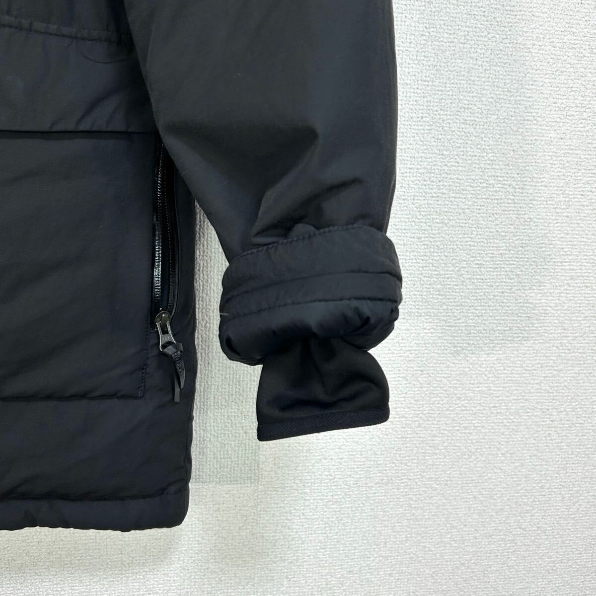 美品人気 ノースフェイス ダウンコート ロゴ刺繍 メンズXS 透濕防水 THE NORTH FACE フード著脫可能 ブラック ヌプシ バルトロライト