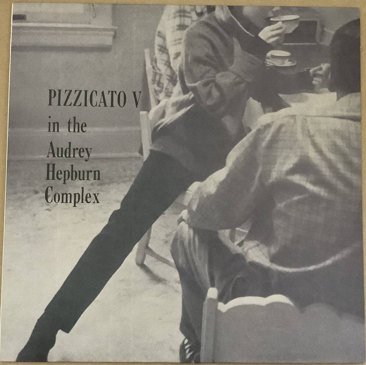 PIZZICATO Ⅴ【in the audrey hepburn complex】ピチカート ファイヴ 國內(nèi)　歌詞カード　12in 45rpm 小西康陽　細野晴臣プロデュース