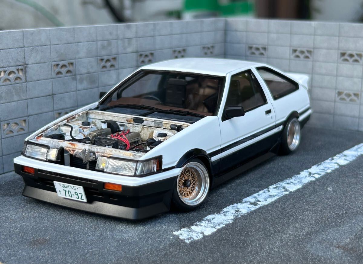 アオシマ プラモデル トヨタ ae86 レビン 完成品 頭文字d ドリ車 アオシマ プラモデル トヨタ ae86 レビン 完成品 頭文字d ドリ車