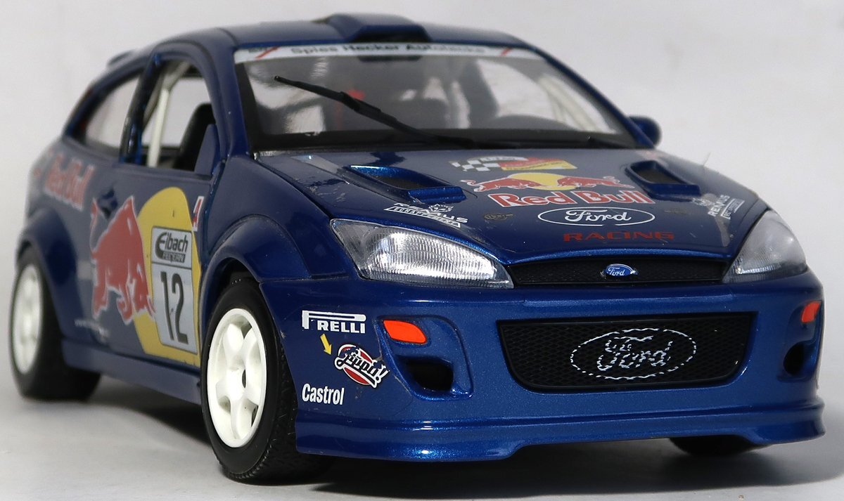 bburago, Ford Focus, WRC, RED BULL, 1/18,中古,破損あり
