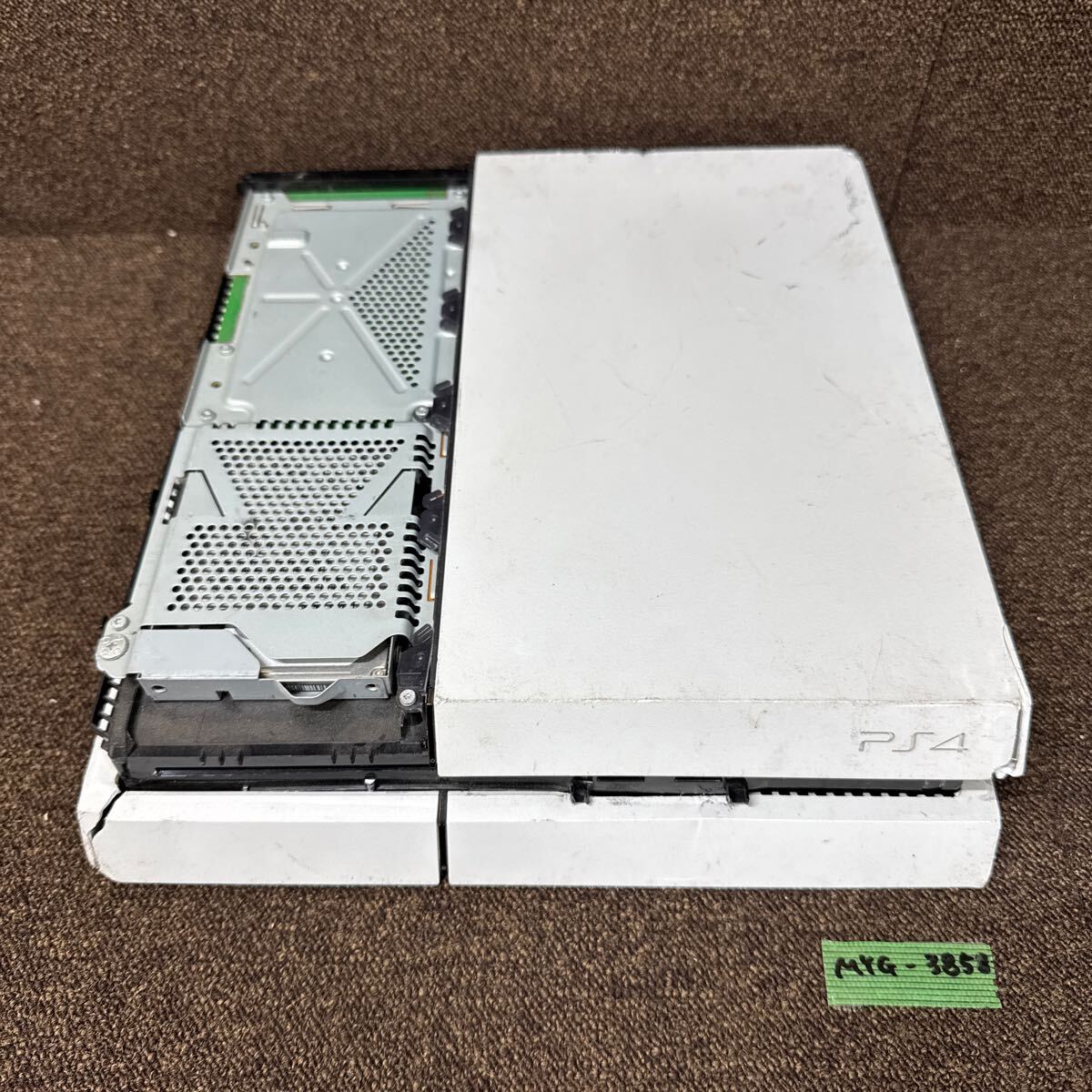 MYG-3858 激安 ゲー厶機 SONY PlayStation 4 CUH-1100A PS4 通電不可 ジャンク 同梱不可