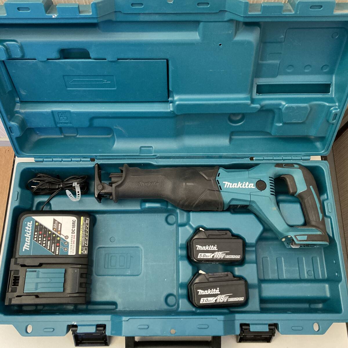 【makita】 マキタ 18V充電式レシプロソー JR186D [BL1850・BL1830・DC18RC・ケース] 中古 送料無料!!