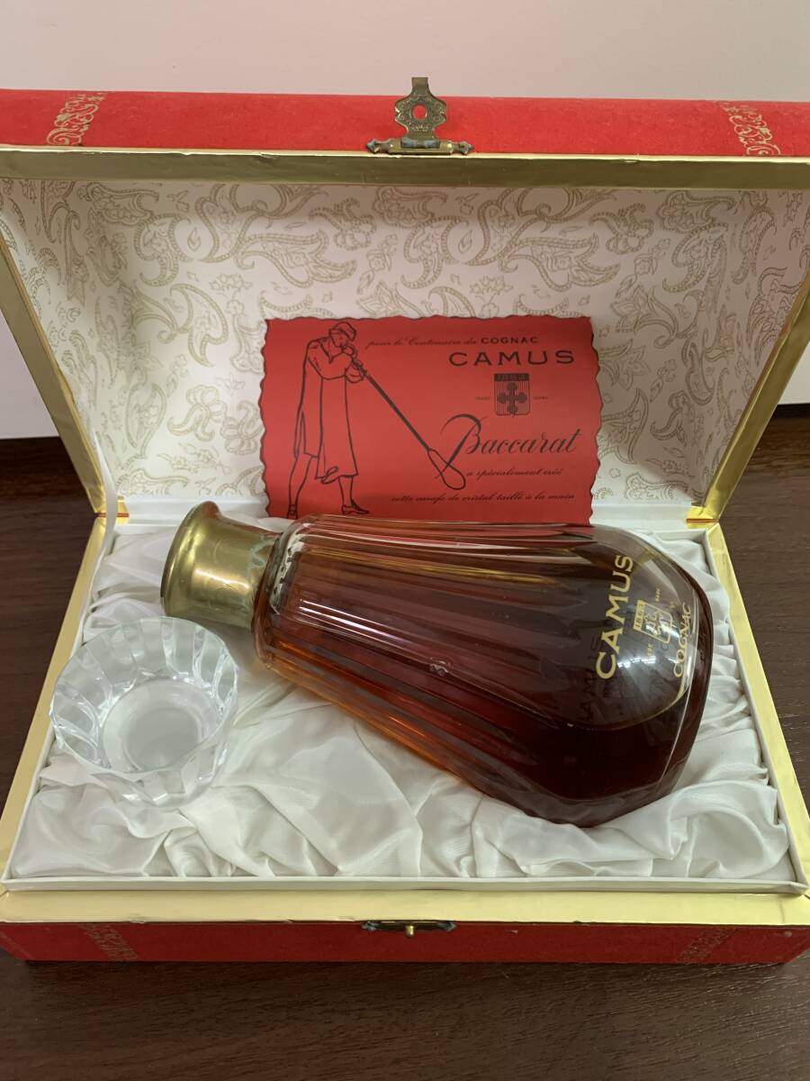 未開栓 カミュ カラフェ バカラ CAMUS COGNAC Baccarat 古酒 箱