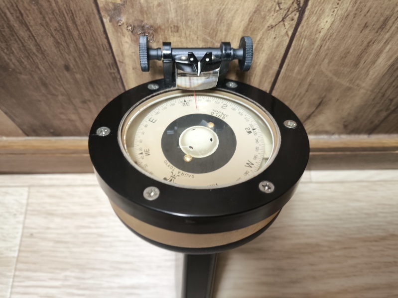 美品 SAURA ハンドコンパス HB-65G 航海計器 ハンドベアリング 美品 SAURA ハンドコンパス HB-65G 航海計器 ハンドベアリング