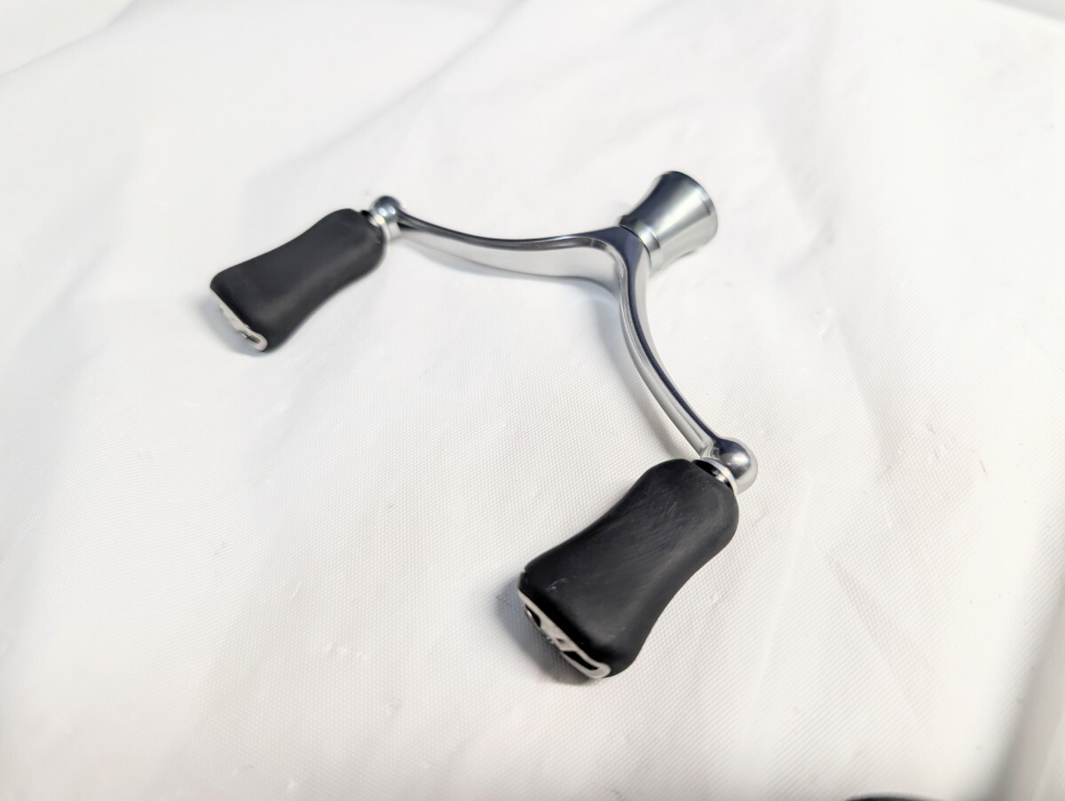美品 ダイワ 管302FP 23 エアリティ LT2500S-DH 純正ダブル 美品 ダイワ 管302FP 23 エアリティ LT2500S-DH 純正ダブル