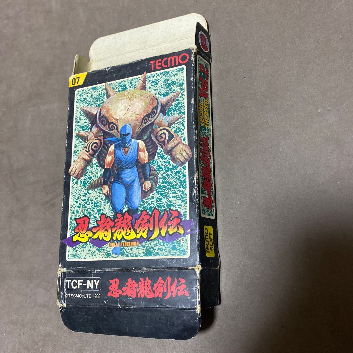 箱のみ　忍者龍剣伝　ファミコン