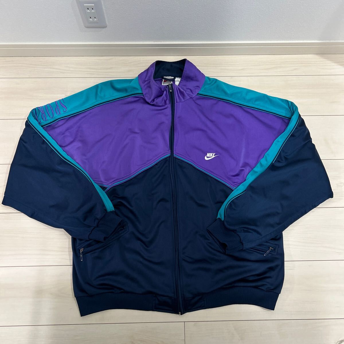 80s 90s 銀タグ NIKE トラックジャケット ジャージ ナイロン 80s 90s 銀タグ NIKE トラックジャケット ジャージ ナイロン