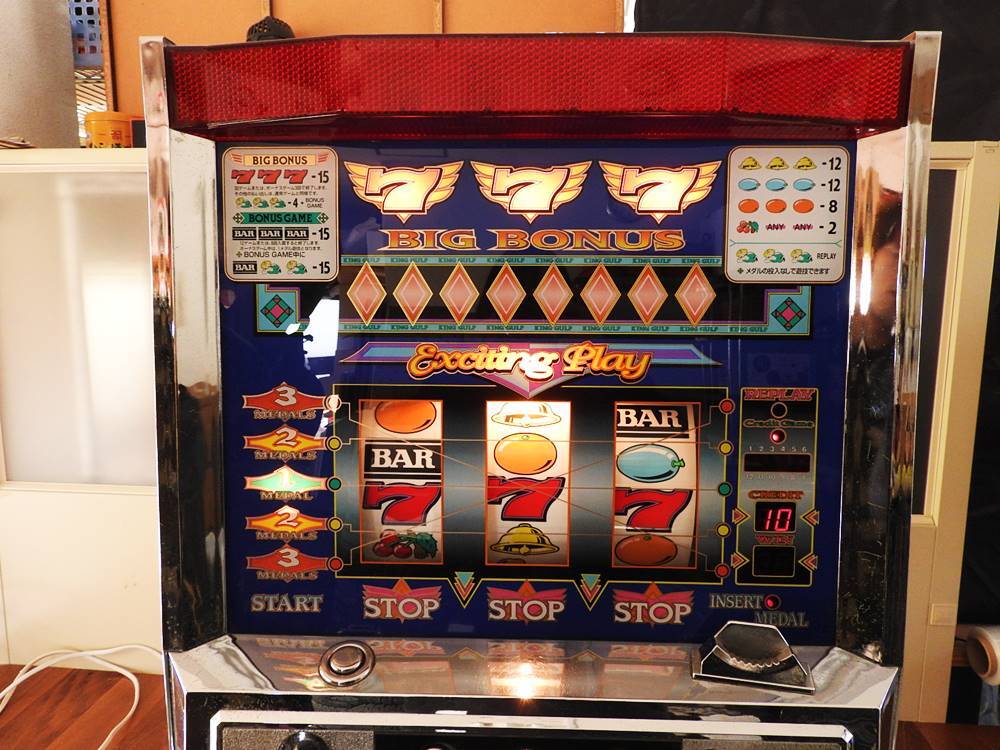 超希少・引取限定:宮城】パチスロ実機☆4号機 KING GULF 超希少・引取限定:宮城】パチスロ実機☆4号機 KING GULF