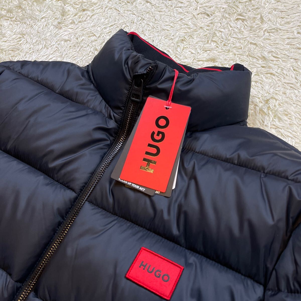 新品/現行タグ/希少赤タグ!! ヒューゴボス HUGO BOSS ダウン 新品/現行タグ/希少赤タグ!! ヒューゴボス HUGO BOSS ダウン