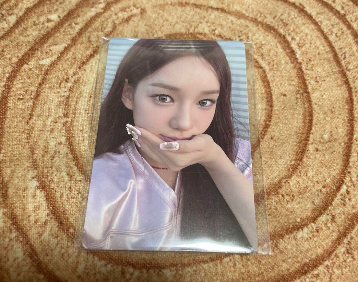 izna popup パーカー フーディ フード 限定 特典 サラン トレカのみ