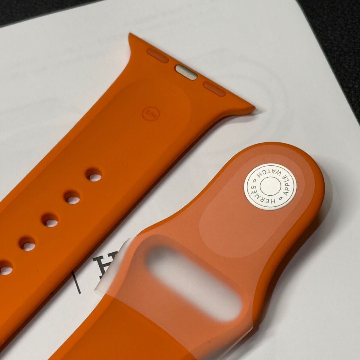 【新品未使用】Apple Watch Hermès 純正スポーツバンド41mm 未使用 即決 Apple Watch HERMES オレンジ スポーツバンド 42mm