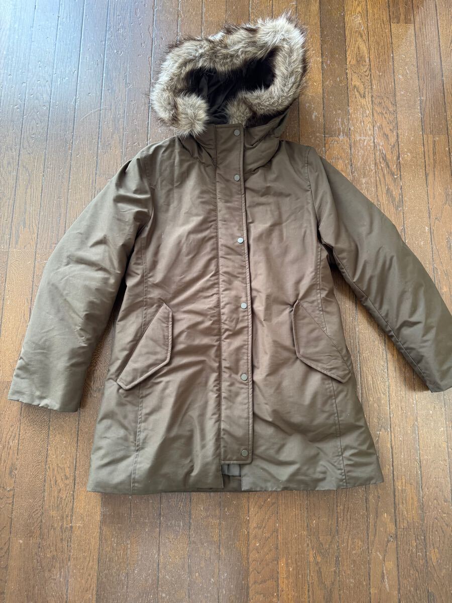 ユニクロ　ダウンコート　サイズＬ　中古品
