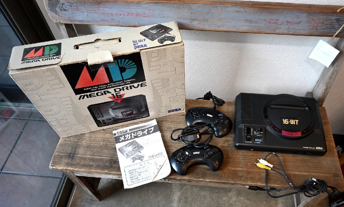 0SEGA MEGA DRIVE 16 bit Sega Mega Drive игра машина контроллер в коробке старый инструмент. gplus Hiroshima 2501i